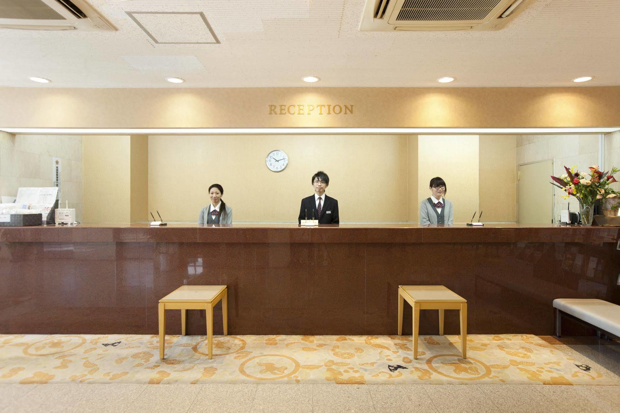 Central Hotel Takasaki Eksteriør bilde